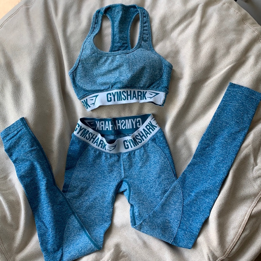 Gymshark leggings and sports bra set